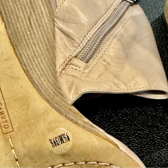 Vince Camuto Tan Leather Wedge Sandals Sz 9.5 - Picture 7 of 8